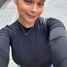 hello, are any local food banks looking for help? i'd like to come along  and help organise christmas packages if possible, and bring some nice  treats/presents as i work in a supermarket