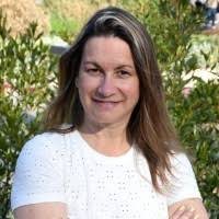 70+ "Silvia Furtado" profiles