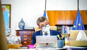 Podpořily to pouze vládní kluby ano a čssd. Df3l25txnydv8m
