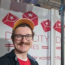 Nick Detwiler's Instagram, Twitter & Facebook