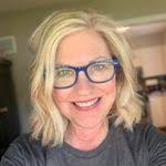 Lora Lowry's Instagram, Twitter & Facebook