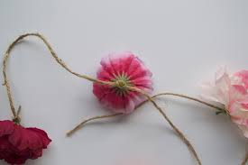 This is just another easy design to fit into a. Flower Wall Hanging Diy