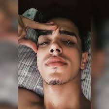 Liz Herrera (@lizherreravr)