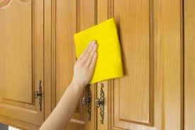 How To Clean Kitchen Cabinets Using Murphy Soap Clean Kitchen Cabinets Cleaning Wood Cabinets Cleaning Wood
