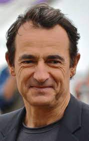 Death scenes by blood loss. Datei Albert Dupontel Cannes Film Festival 2012 Jpg Wikipedia