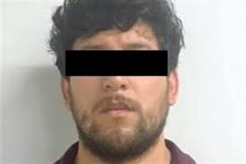 Dejan en prisión a maestro acusado de violar a alumna