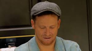 Joe Swash leaves fans baffled with bizarre kitchen habit