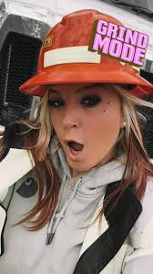 Blue Collar Workers Share Their Long Hour Stories