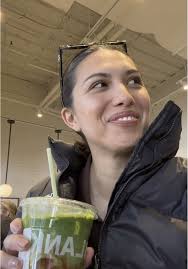 finally tried the new strawberry shortcake matcha at blank street 🍓🍰🍵  #vlog #dayinmylife #model #nyclife #blankstreetcoffee #review