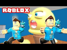 My Twin And I Escape An Ice Cream Store In Roblox Microguardian Youtube Cookie Swirl C Roblox Twins
