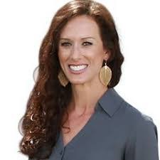 Laura Halverson's Instagram, Twitter & Facebook