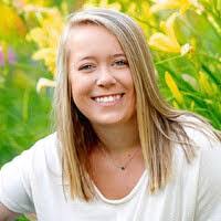 Haley Looney's Instagram, Twitter & Facebook