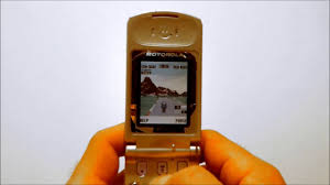 Motorola T720i - YouTube