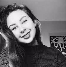 Jean Keiser's Instagram, Twitter & Facebook