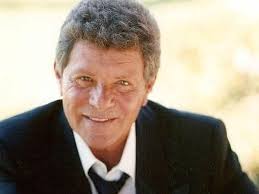 Wishing Frankie Avalon a happy 84th birthday. Frankie Avalon (born Francis  Thomas Avallone; September 18, 1940) is an American actor, singer, and  former teen idol. Avalon had 31 charting U.S. Billboard singles