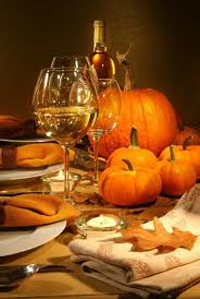 Herbst Deko Und Diy Ideen Mit Kurbis Gartenideen Wohnzimmer Hausdesign Hauskatkuvat Ha Thanksgiving Table Decorations Pumpkin Table Centerpiece Fall Decor