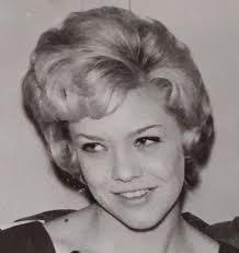 Search Valerie Davies Obituaries and Funeral Services