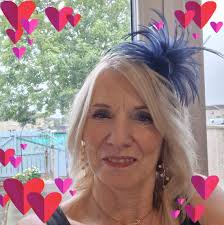 Fiona Ritchie (@fiona.ritchie.165) • Facebook, Connect with friends