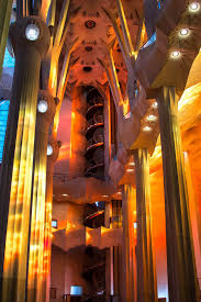 Información, novedades y última hora sobre sagrada familia. Inside La Sagrada Familia A Visitor S Guide To Gaudi S Masterpiece