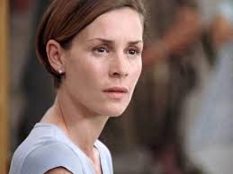 Junebug Amy Adams Movie 2005 Embeth Davidtz Amy Adams Movies Short Hair Styles
