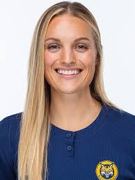 Nicole Legg's Instagram, Twitter & Facebook