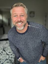 We all have, “those days,” so let's spread smiles across the platforms!  Post a pic of your smile and let's brighten this place up!