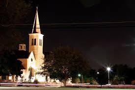 Christ Chapel In Fort Worth Texas A Non Denominational God Loving Congregation 5 Services Every Weekend Cathedral Church Christian Church Abandoned Churches
