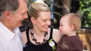 Thousands of photos returned to family of murdered woman after battle with  Apple