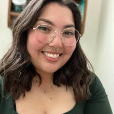 Reason behind dandruff and benefits of almonds