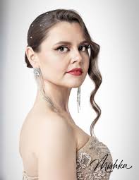 Mishka Magazine Flower Arranger: Lana Rose @lanarose_floristry Makeup  Artist/Hair Stylist: Viktoryia Miller @stylist_viktoryia_miller Model:  Slaviana Nikulina (Girl) @slaviana_nikulina Female Model: Maria Kucherenko  @maria.usa Photographer: Igor ...