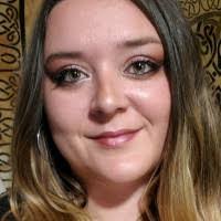 Carol Hinshaw's Instagram, Twitter & Facebook