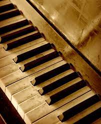 How To Clean Plastic Or Ivory Piano Keys - Musicgeargirl.com