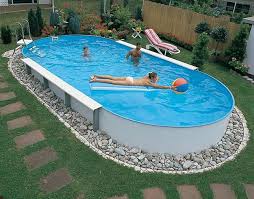 20 Creative Swimming Pool Design Ideas Offering Great Inspirations For Yard Landscaping Swimming Pools Backyard Backyard Pool Landscaping Swimming Pool Designs