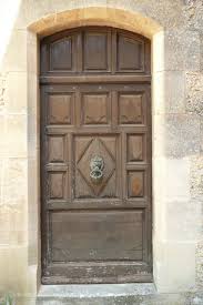 Porte Du Chateau Renaissance A Lourmarin Windows Exterior House Doors Renaissance