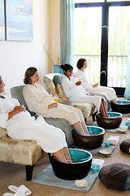 Just A Ordinary Saturday Morning Here At Bliss Organic Day Spa Day Spa Decor Spa Decor Spa Room Decor