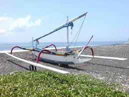 Sampan adalah perahu kayu khas tiongkok yang biasanya memiliki ukuran antara 3 setengah meter hingga 4 setengah meter. Jukung Wikipedia Bahasa Indonesia Ensiklopedia Bebas
