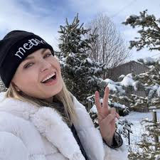 Eve Maynard in people