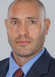 Body Recomposition: Can Trained Individuals Build Muscle and Lose Fat at  the Same Time?