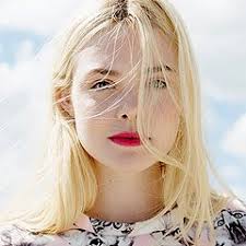 Her mother played professional tennis, and her father, now an electronics salesman, played minor league baseball. Elle Fanning Ellefanning Twitter