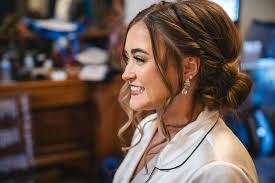 Erin Andrews Hair added a new photo.