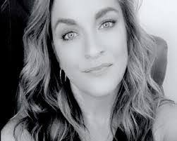 Melissa Schramm's Instagram, Twitter & Facebook