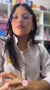 Não tenho dinheiro pra comprar perfume…”, Mas e se eu te disser que aqui na  Dona Flora Perfumaria e Presentes você consegue presentear com sofisticação  sem estourar o orçamento? 💸✨, 💐 O Ilía Florescer ...