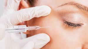 Comment cacher ses imperfections, ses boutons ou son acnés ? Les Bleus Apres Injections Au Visage Peut On Les Eviter
