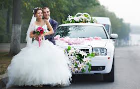 To bring your wedding floral dreams to life, begin with a rough idea of your wedding theme and colour scheme, the style of bouquets you are after, and your estimated flower budget. Wallpaper Decoration Bouquet Dress Car Happy The Bride Wedding Lovers The Groom Bouquet Wedding Bride Groom Images For Desktop Section Prazdniki Download