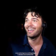 IL MONDO DEI DOPPIATORI