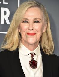 If you're somewhere in your late twenties or early thirties, you were likely first introduced to actress catherine o'hara as kevin's mom in home alone. Catherine O Hara Biography Height Life Story Super Stars Bio