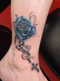 Blue Rose With Rosary Beads Rosary Tattoo Rose Tattoos For Women Rose Tattoo