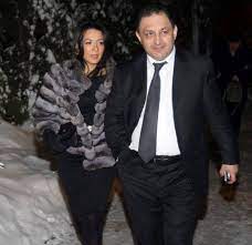 Charlotte si marian vanghelie vor fi mereu alaturi de fiul lor alexandru. Marian Vanghelie Va Deveni Din Nou TatÄƒ In August Oana Mizil A DezvÄƒluit Numele FetiÅ£ei