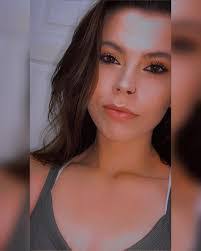 Hope Grubb's Instagram, Twitter & Facebook