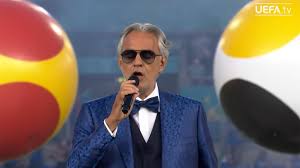 Il tenore italiano prenderà la scena sulle celebri note del nessun dorma, accompagnato simbolicamente dalle … Ly9snez8qo2sim